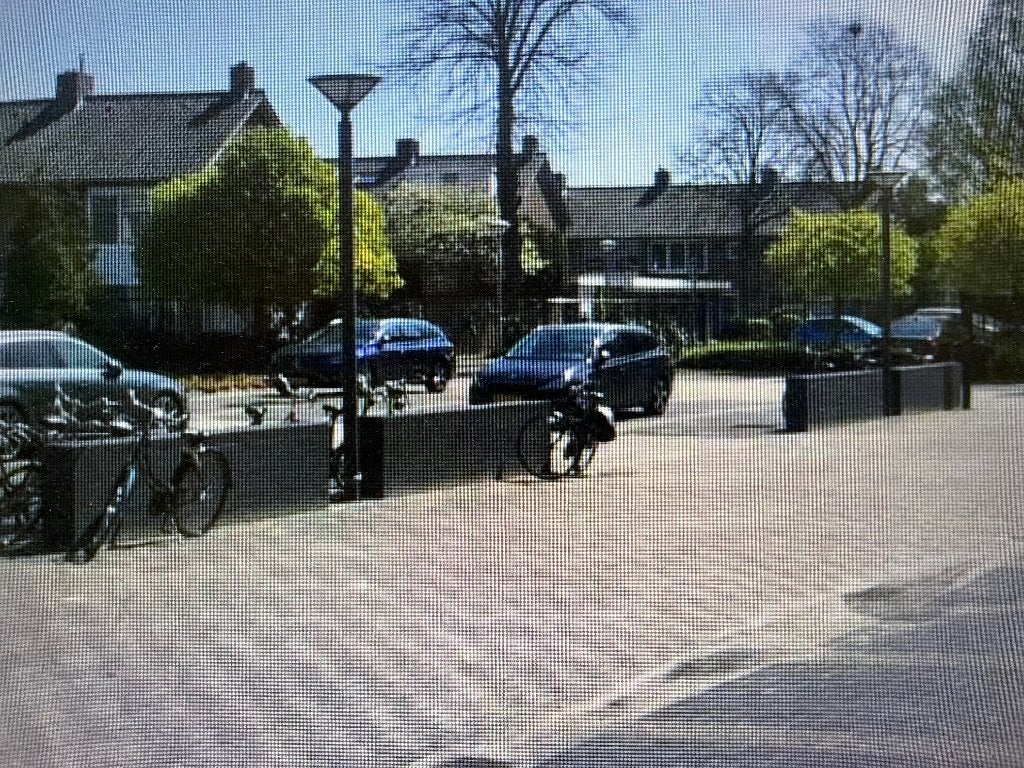 Parkeerplaats Beukenlaan Strijp-s, Huizen en Kamers, Garages en Parkeerplaatsen, Noord-Brabant