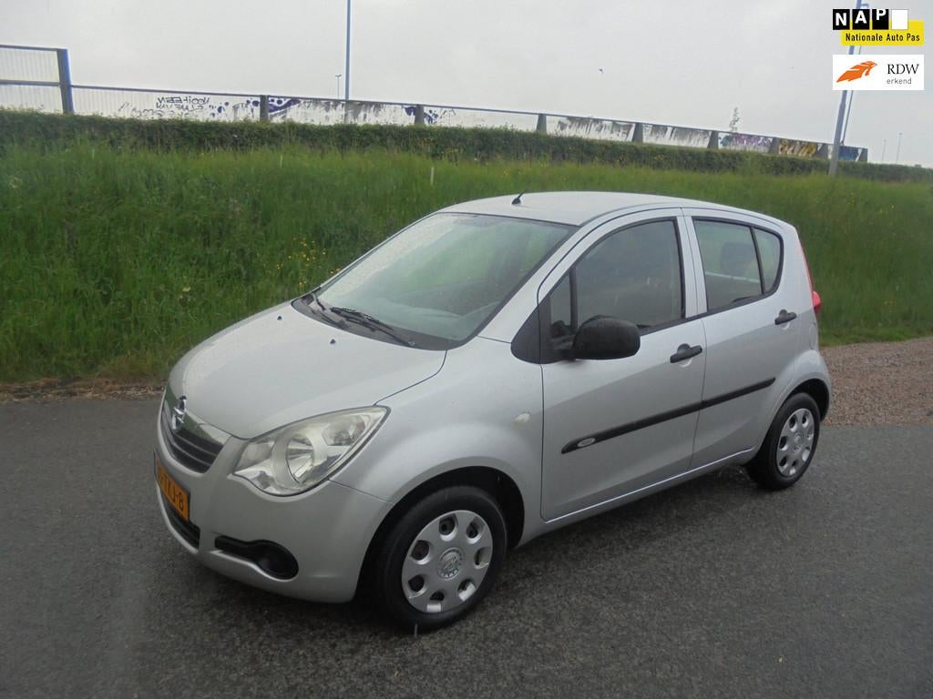 Opel Agila Opel Agila 1.0 benzine 92.000km, Gebruikt, 31 €/maand, Origineel Nederlands, Bedrijf