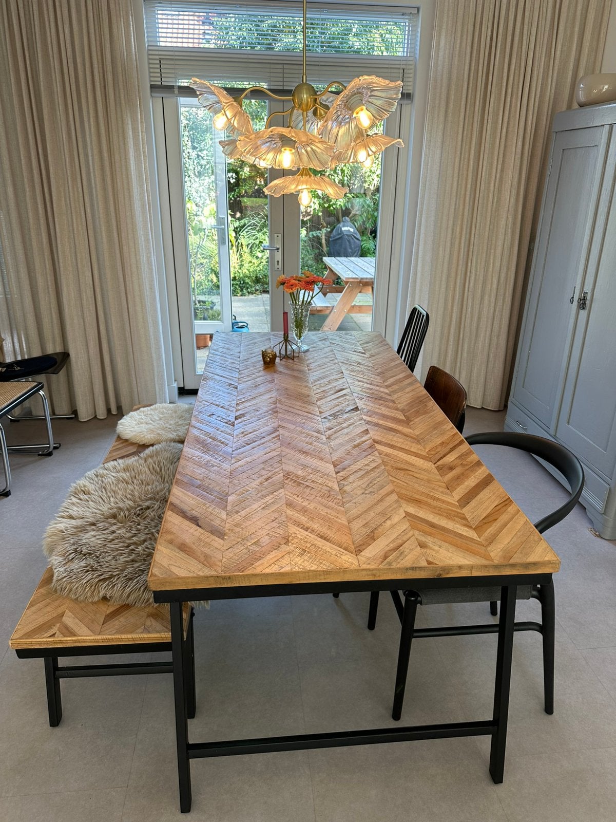 Een nog mooie eettafel, Ophalen, 50 tot 100 cm, Zo goed als nieuw, 150 tot 200 cm