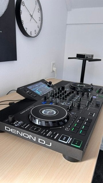Denon DJ live sc 4