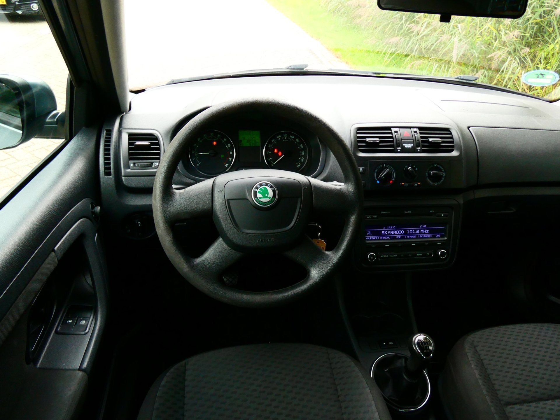 Skoda Fabia Combi 1.2 TDI 75pk 2e eig. Airco Cruise Trekhaak, Auto's, Voorwielaandrijving, Euro 5, 1199 cc, Origineel Nederlands