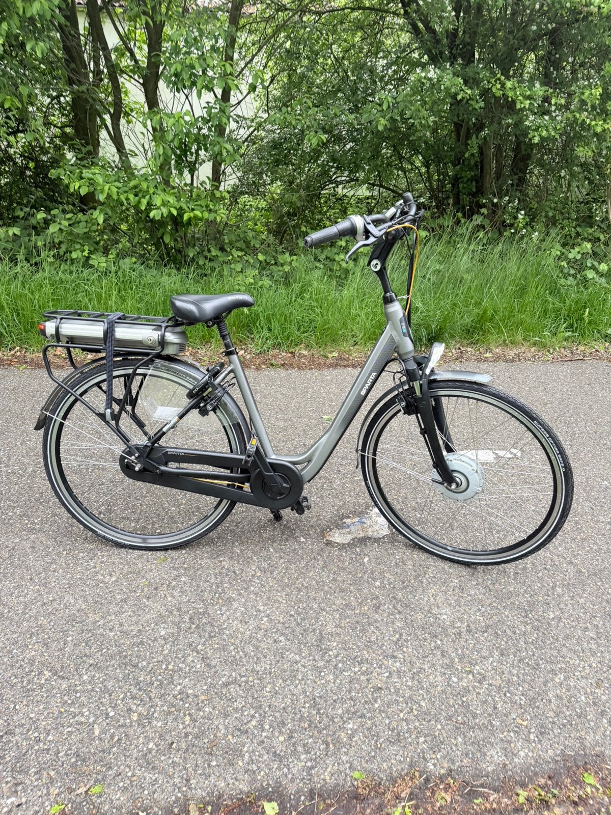 Sparta f8e   Elektrische fiets, Fietsen en Brommers, 47 tot 51 cm, Ophalen of Verzenden, Zo goed als nieuw, Sparta