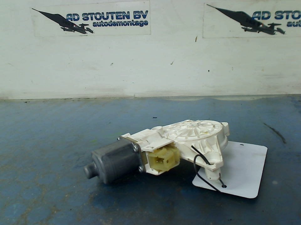 Motor Raammechaniek Links Achter C (W204) 2007, Gebruikt, Mercedes-Benz AG, Mercedes-Benz, Mercedesstraße 120, Stuttgart 70372, , Duitsland