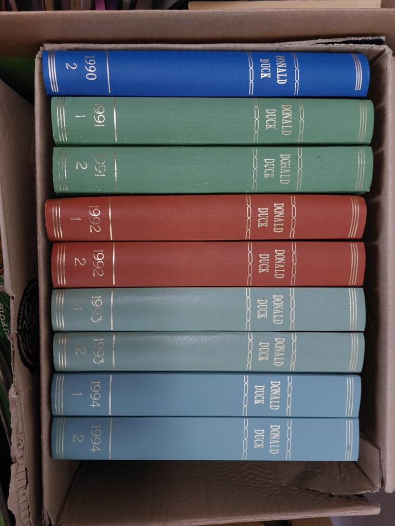 Donald Duck acht Jaargangen 1986-1994 - Complete Reeks, Boeken, Complete serie of reeks, Ophalen, Zo goed als nieuw, Walt Disney