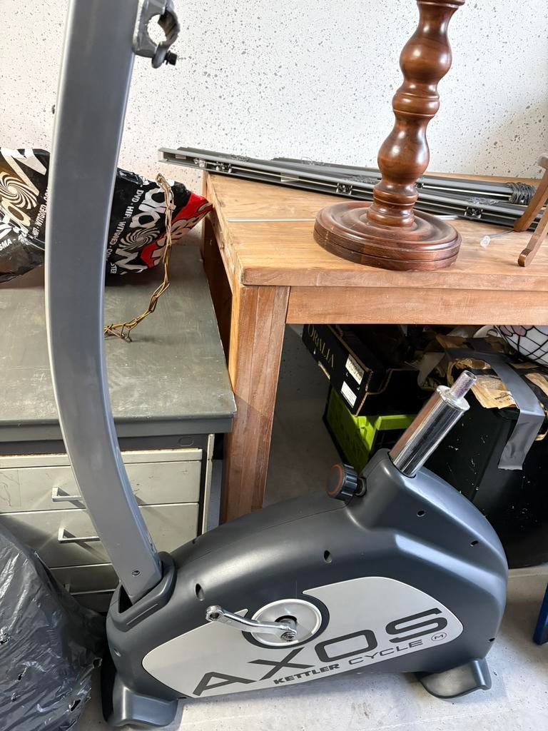 Nette hometrainer, Ophalen, Gebruikt, Metaal, Hometrainer