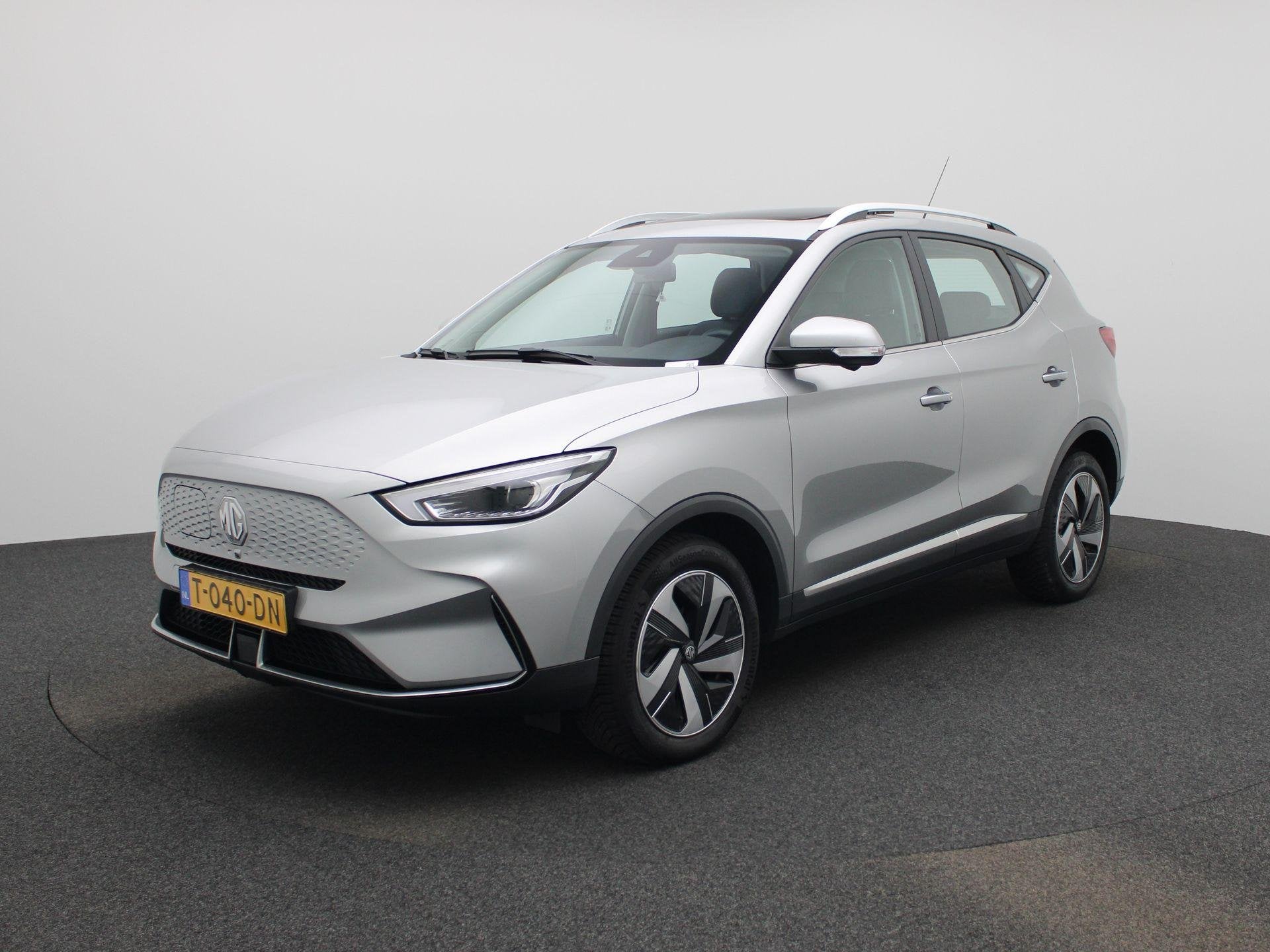 MG ZS EV Long Range Luxury 70 kWh | WLTP 440 KM | Panoramada, Auto's, 12 maanden, Gebruikt, ZS, Origineel Nederlands