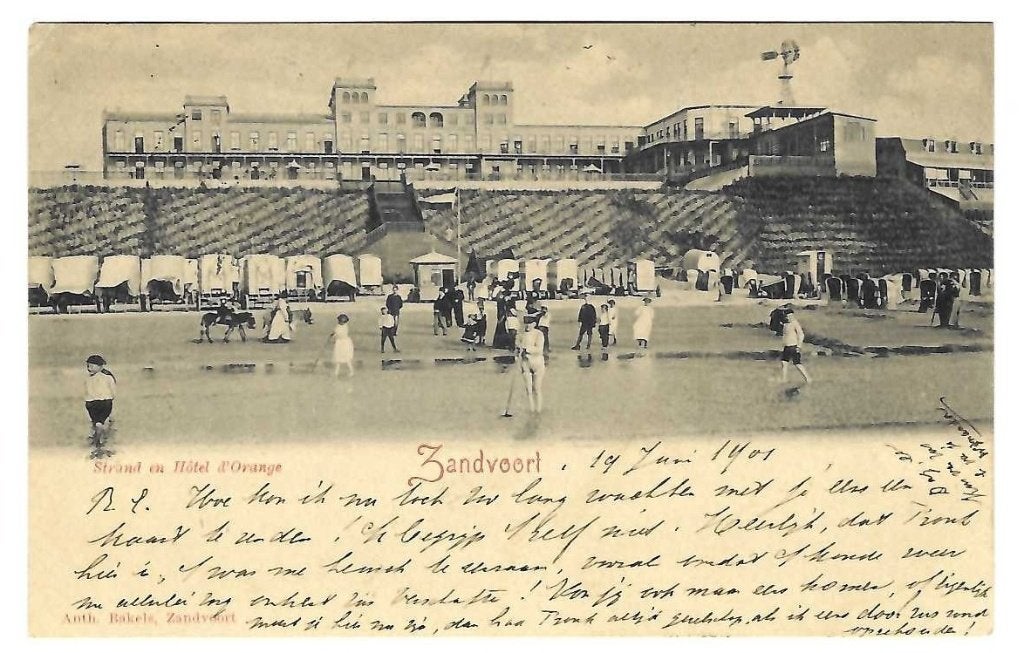 Zandvoort - Strand en Hotel d'Orange met volk, Ophalen of Verzenden, Voor 1920, Gelopen, Noord-Holland