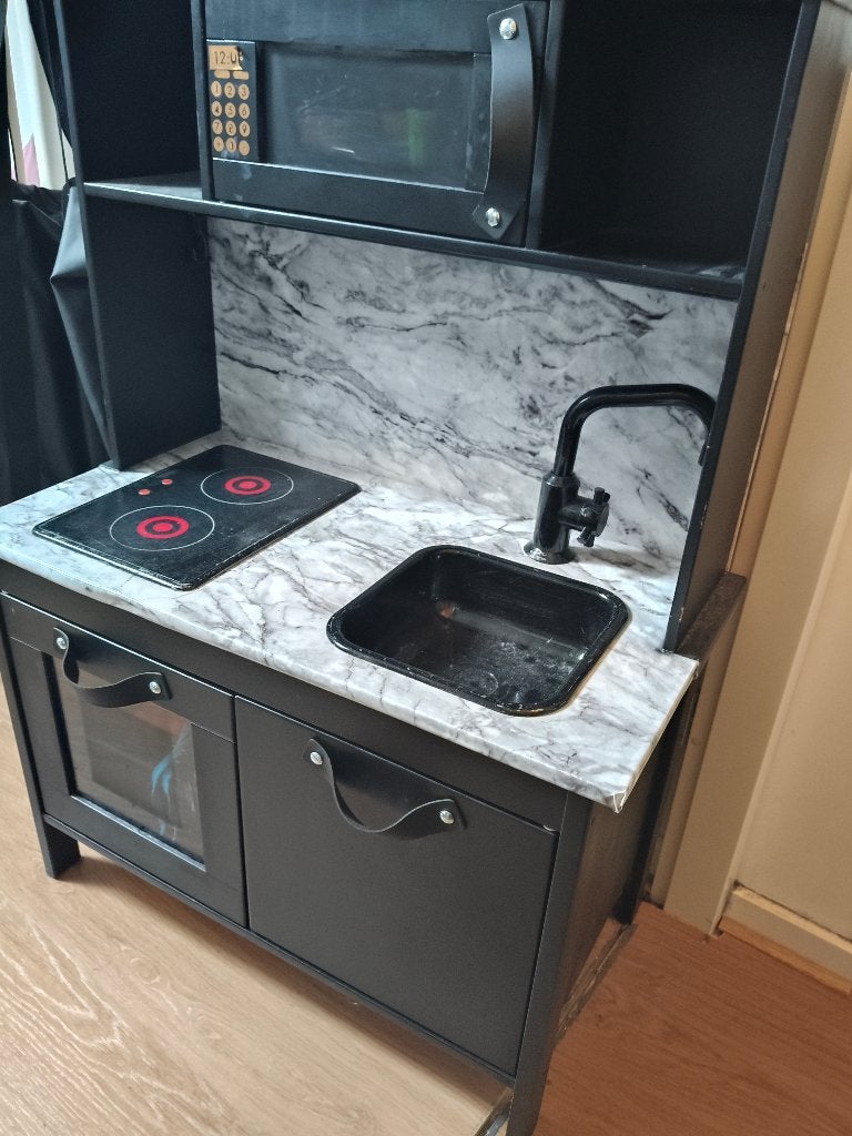 Opgepimpt ikea keukentje inclusief heel veel accessoires., Ophalen, Gebruikt, Hout, Speelkeuken