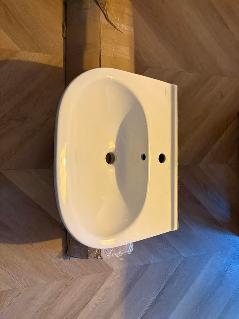 Wastafel Villeroy & Boch, Huis en Inrichting, Badkamer | Badkamermeubels, Ophalen, 50 tot 100 cm, Zo goed als nieuw, Minder dan 100 cm