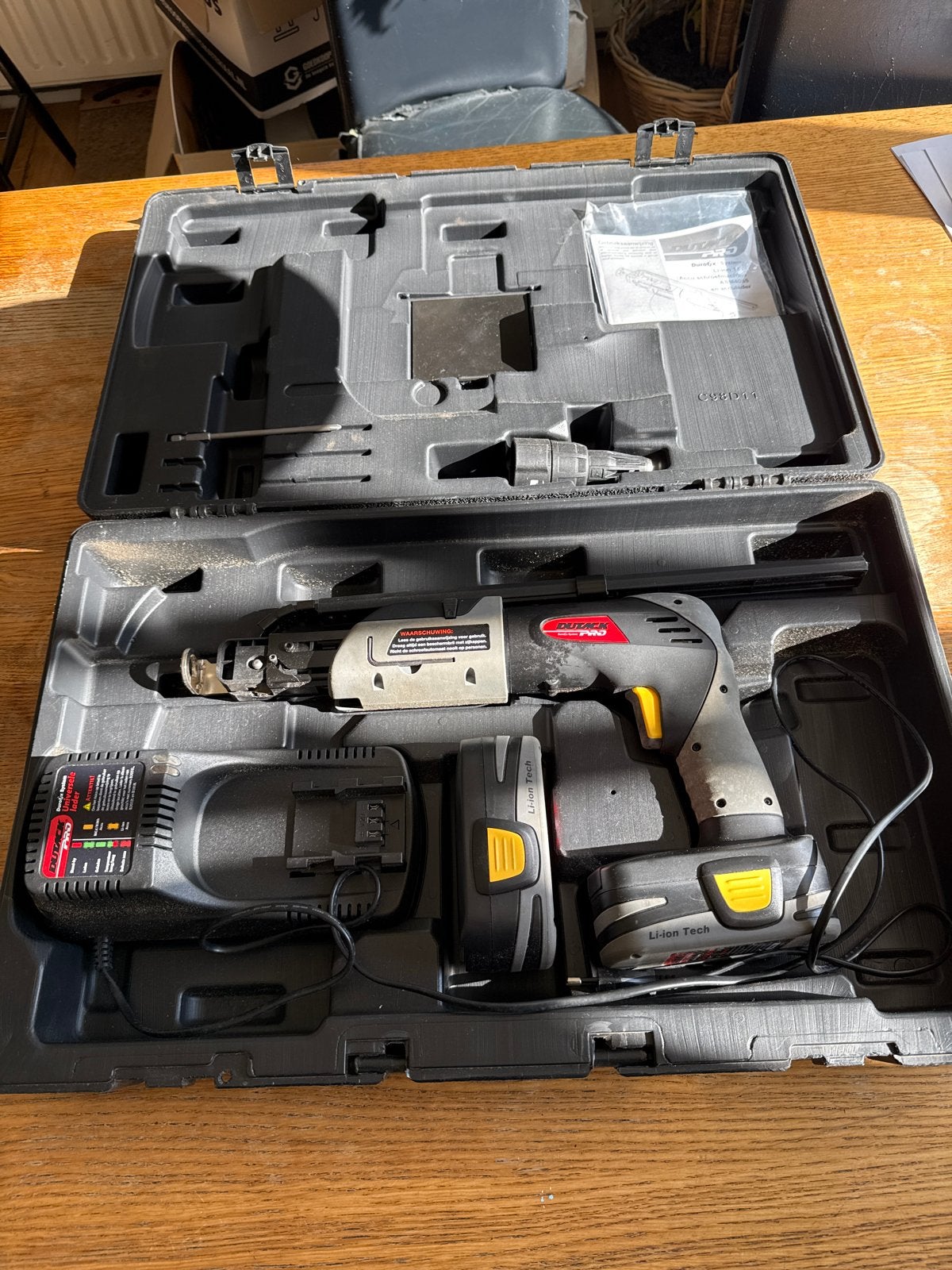Durofix X-System dutack pro schroefmac ASM4055 met acculader, Variabele snelheid, Nieuw, Ophalen of Verzenden, Boor- en Schroefmachine