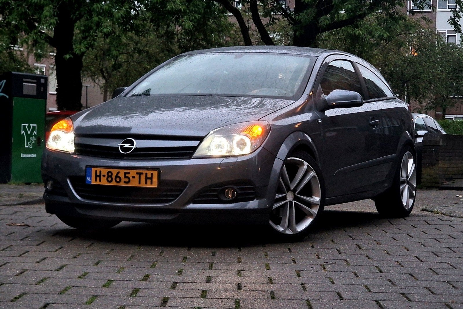 Opel Astra GTC 1.6 Sport, Voorwielaandrijving, Stof, 1145 kg, Zwart