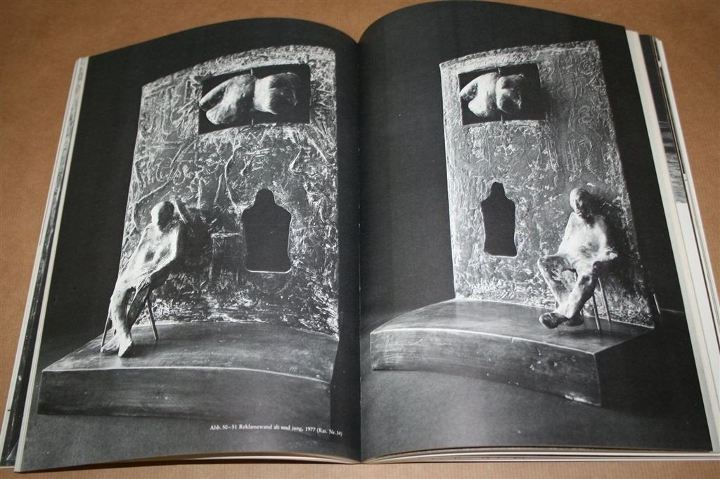 Waldemar Otto - Figuur en ruimte. Beelden 1969-1983., Ophalen of Verzenden, Gelezen, Beeldhouwkunst