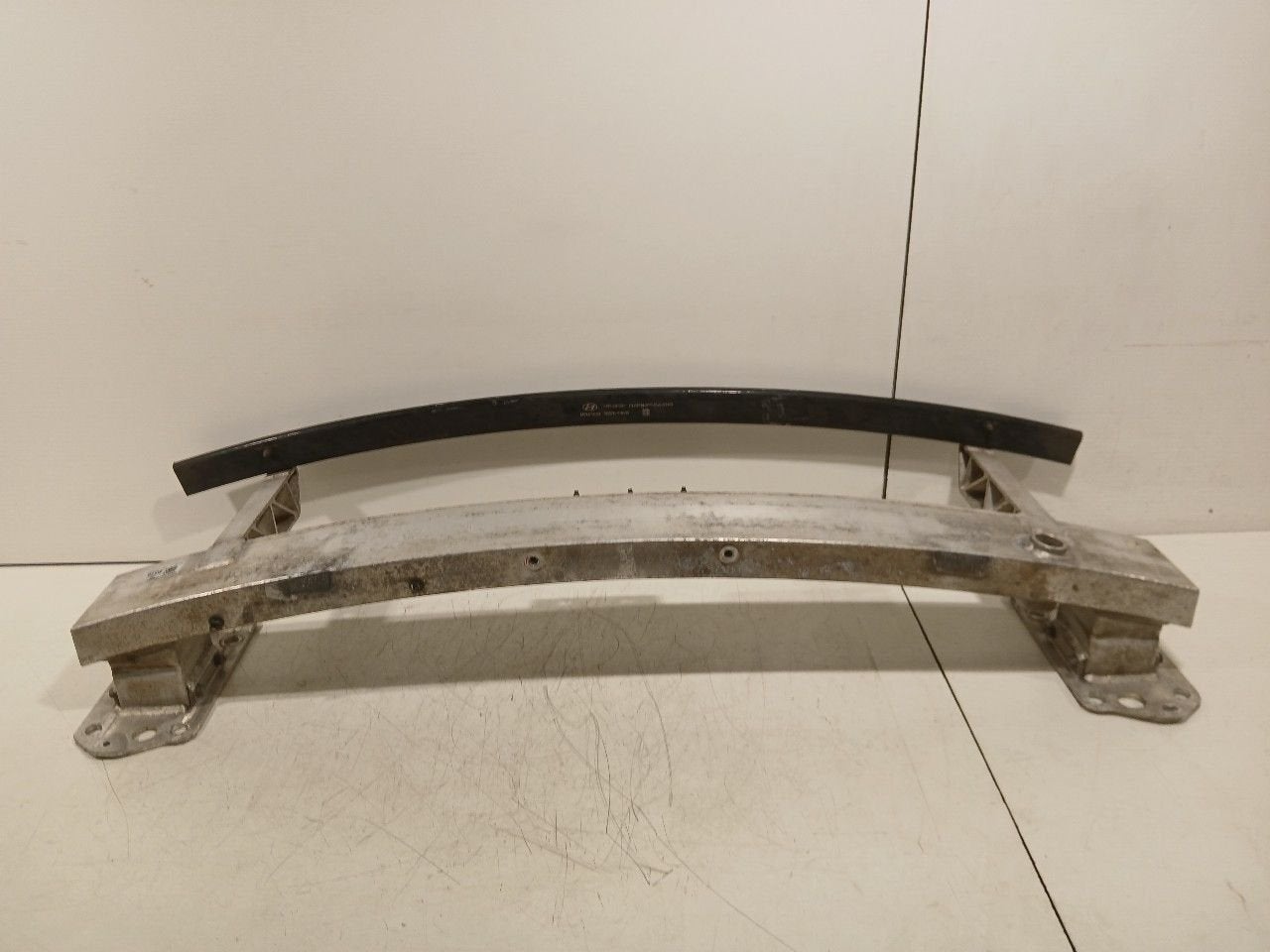 Bumperbalk voor Hyundai Kona, Onderdelen@venauto.nl, Van der Ven Autorecycling B.V., Gebruikt, Ettenseweg 76, 4706 PB Roosendaal, The Netherlands