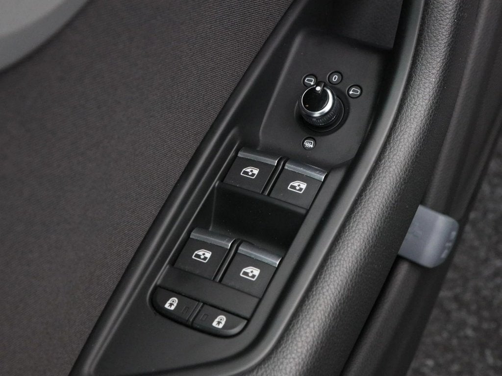 Foto 16 van Audi A4 35 Tfsi 150pk S Tronic 2021 Grijs