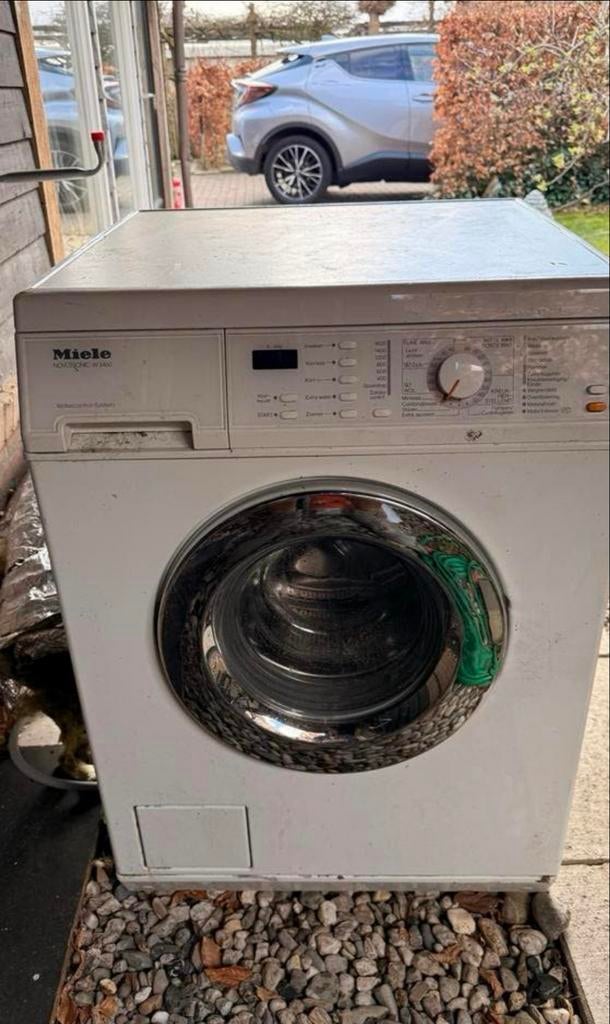 Miele Novotronic W 3460 Wasmachine - Gratis afhalen, Ophalen, Zo goed als nieuw, Voorlader, 85 tot 90 cm