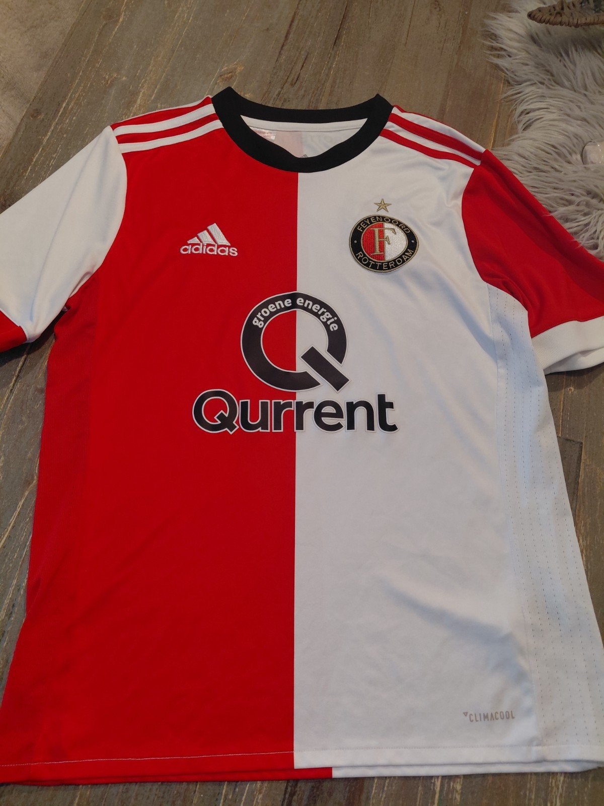Nieuw en ongedragen Feyenoord shirt uit 2017, Maat XS of kleiner, Ophalen of Verzenden, Nieuw, Shirt