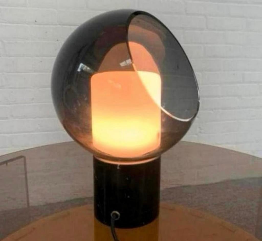 Lamp geweldig model space age tafellamp 70 80., Huis en Inrichting, Lampen | Tafellampen, Ophalen of Verzenden, Zo goed als nieuw
