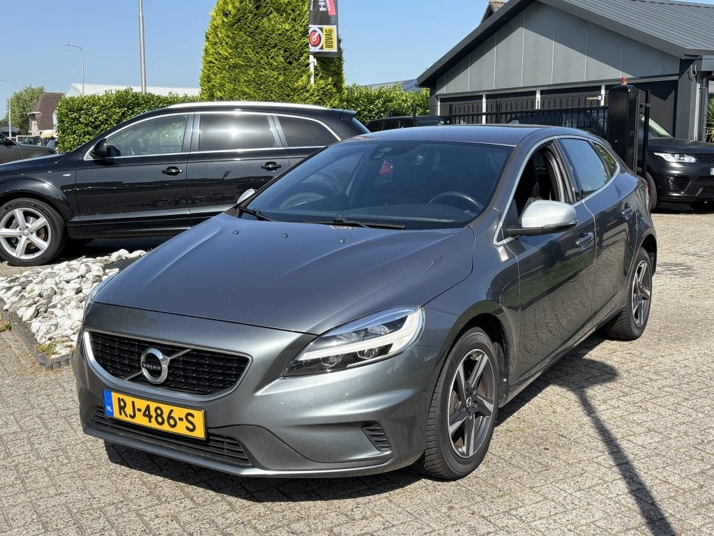 Volvo V40 2.0 D3 Sport R-Design 2017 1E Eigenaar NL Auto, Auto's, Volvo, 28 km/l, Gebruikt, Euro 6, 4 cilinders
