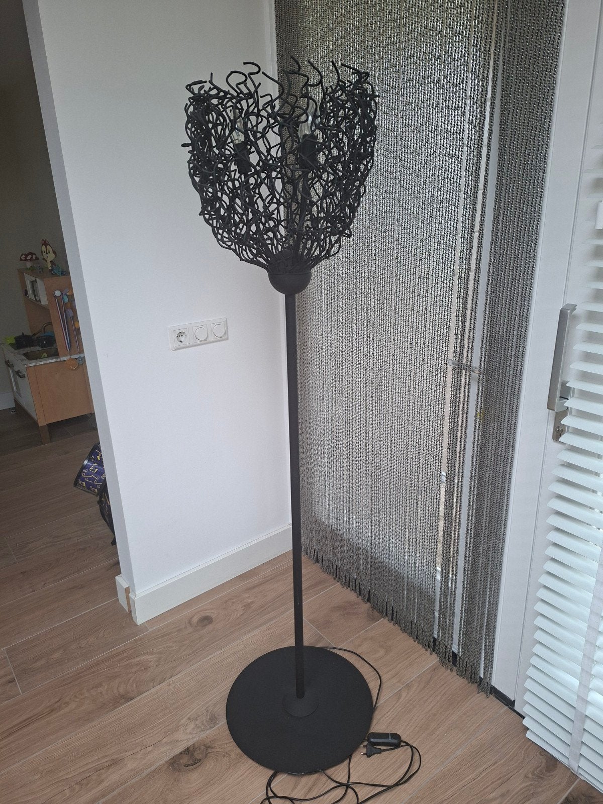 Stalen zwarte lamp, Huis en Inrichting, Lampen | Vloerlampen, Ophalen, 150 tot 200 cm