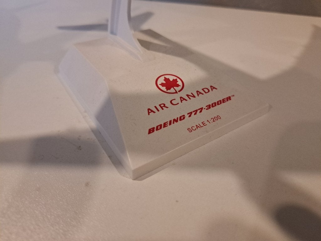 AIR CANADA, Ophalen of Verzenden, Zo goed als nieuw, Schaalmodel
