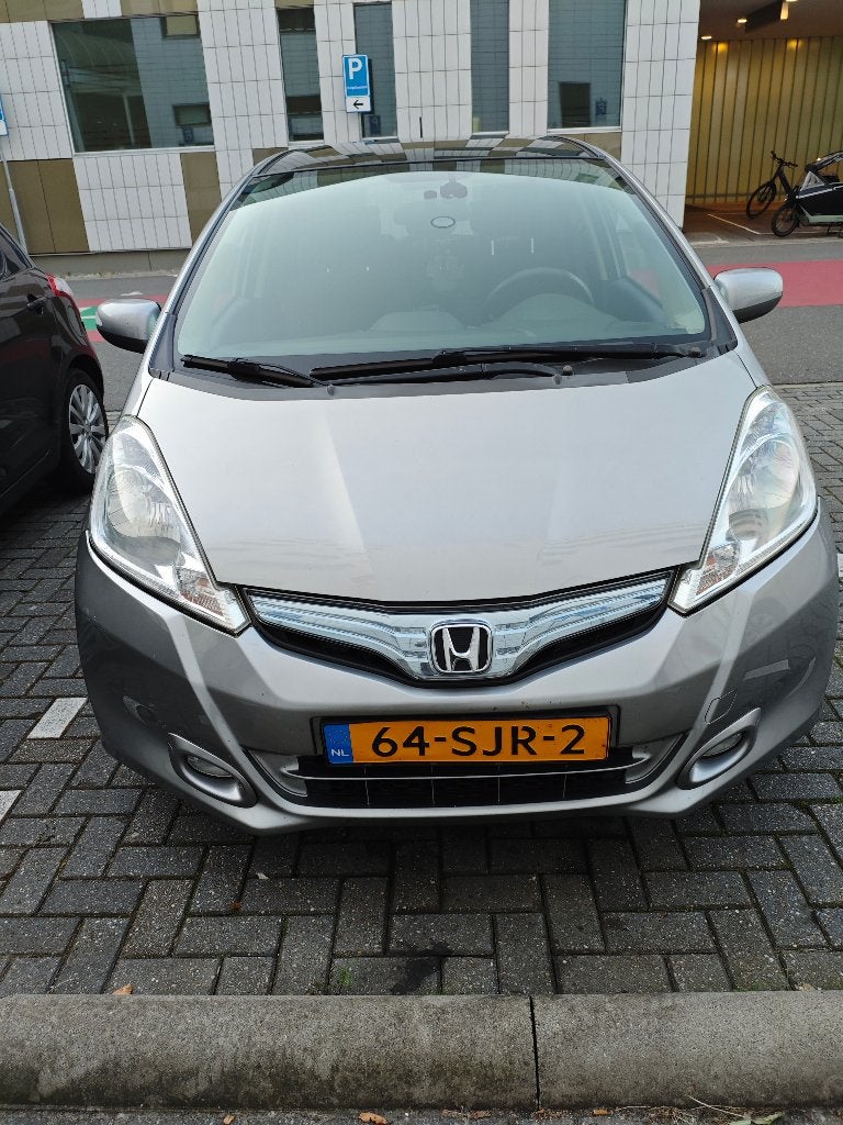 Honda Jazz 2e eigenaar grote beurt gehad  APK tot 9 apr 2027, Auto's, Euro 5, Stof, Zwart, 4 cilinders