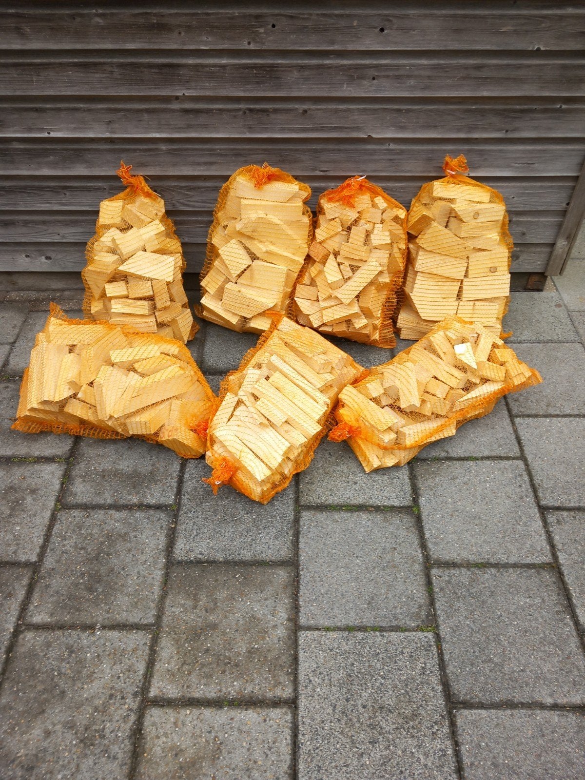 brandhout,haardhout,kachelhout,hottub,vuren, Minder dan 3 m³, Ophalen