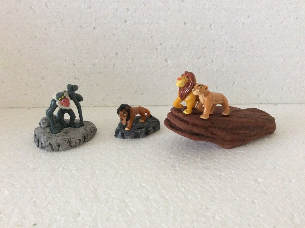 Disney lion king - mini beeldjes set nr.2, Ophalen of Verzenden, Leeuwenkoning of Jungle Boek, Zo goed als nieuw, Beeldje of Figuurtje