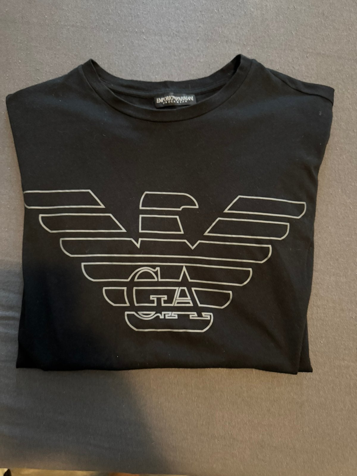 Emporio Armani t shirt, Ophalen of Verzenden, Zo goed als nieuw
