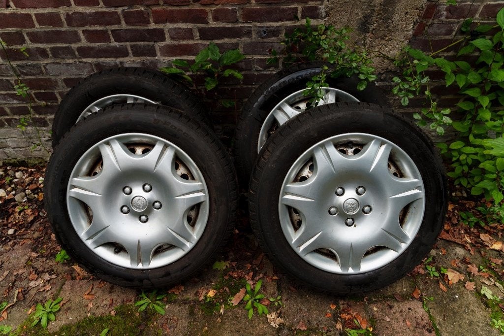 Set winterbanden Jaguar X-type, Auto-onderdelen, Ophalen, Gebruikt, 16 inch, Banden en Velgen