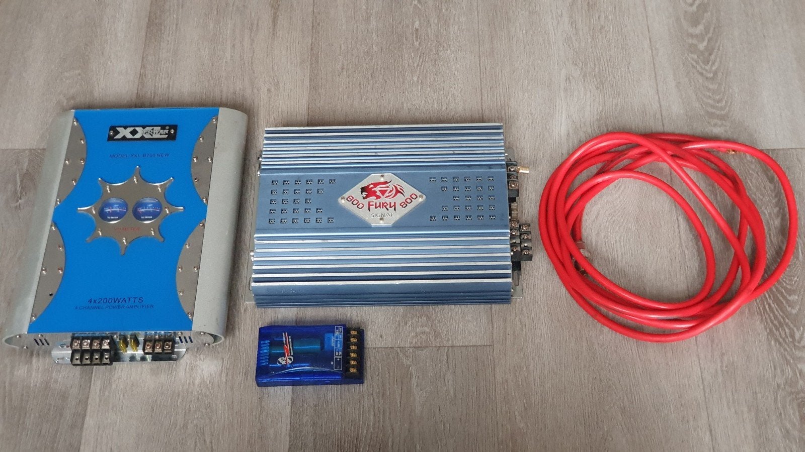Signat Fury 800 auto versterker en XXL PS Versterker, Ophalen of Verzenden, Gebruikt