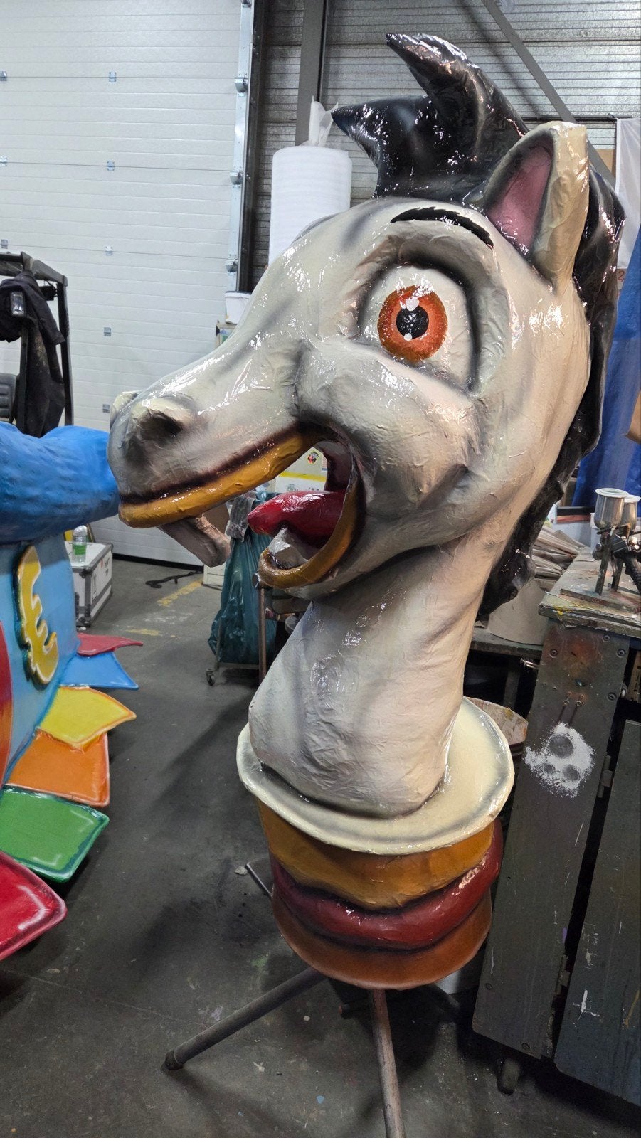 Carnaval schaakstuk Paard te koop, Ophalen, Zo goed als nieuw, Carnaval
