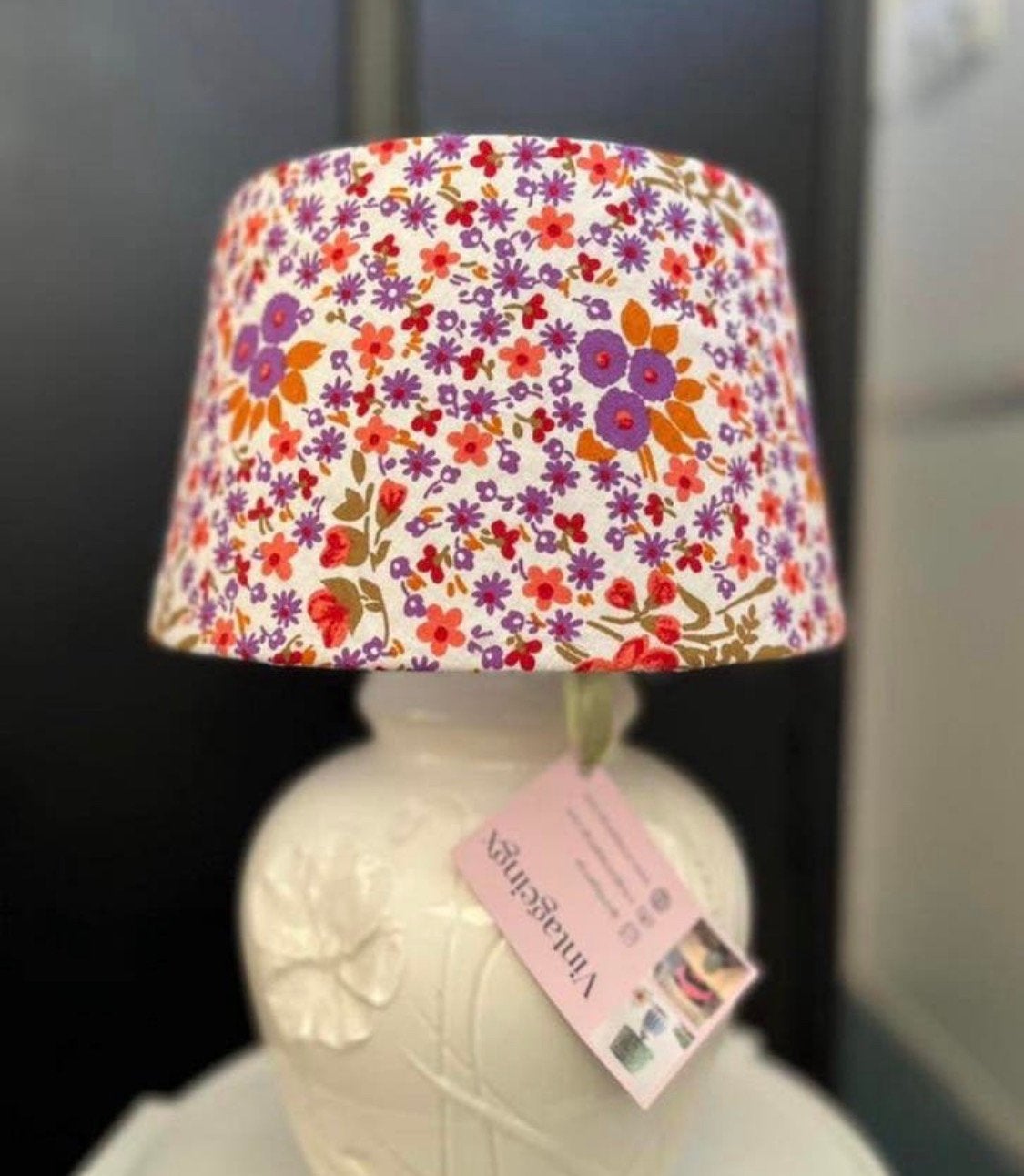 Originele bloemen lampenkap van vintageingx NIEUW, Ophalen of Verzenden, Zo goed als nieuw, Oranje, Tafellamp