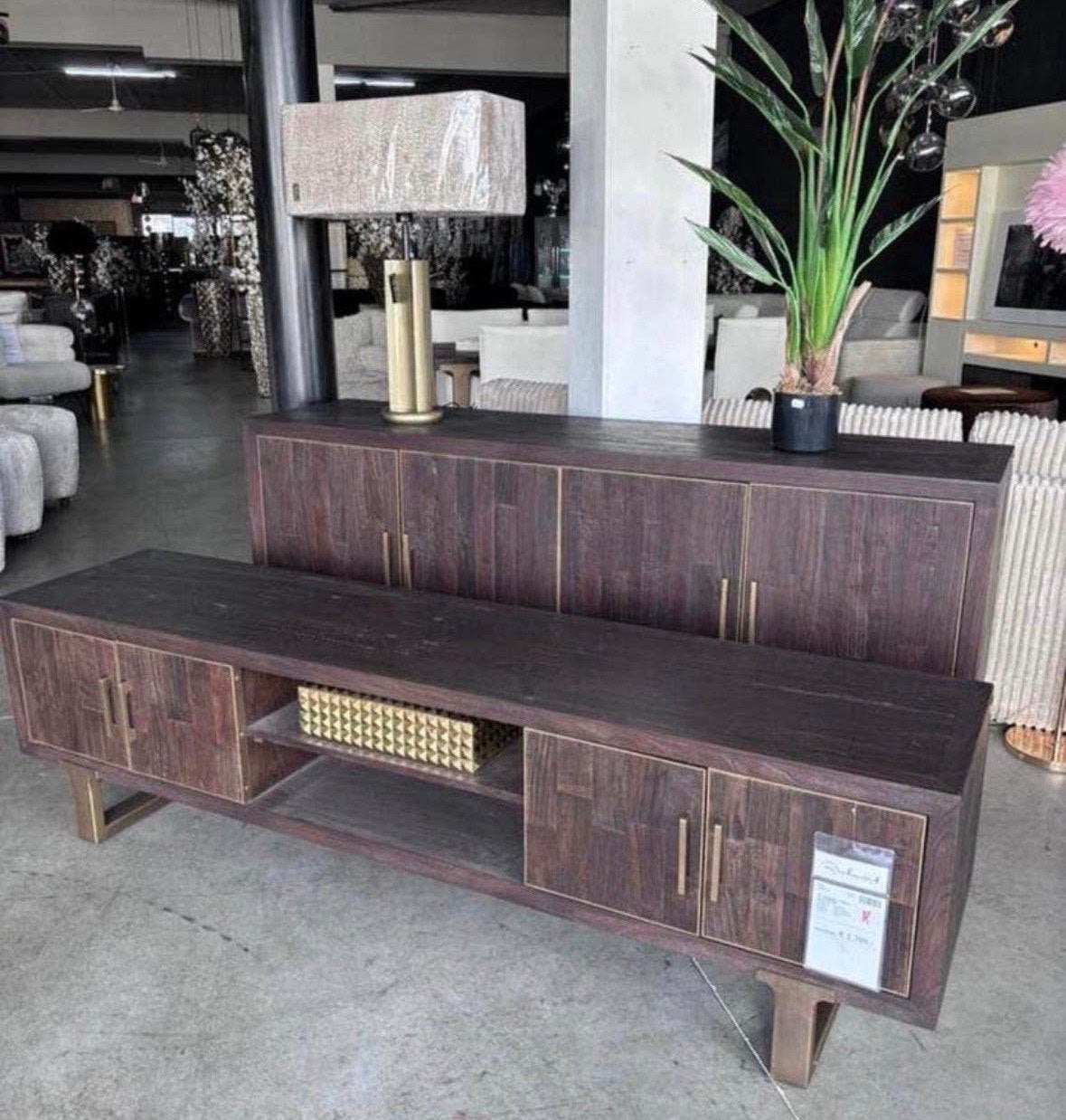 Tv meubel van richmond Interiors (model Cromford Mil), 150 tot 200 cm, Ophalen of Verzenden, Zo goed als nieuw, Minder dan 100 cm