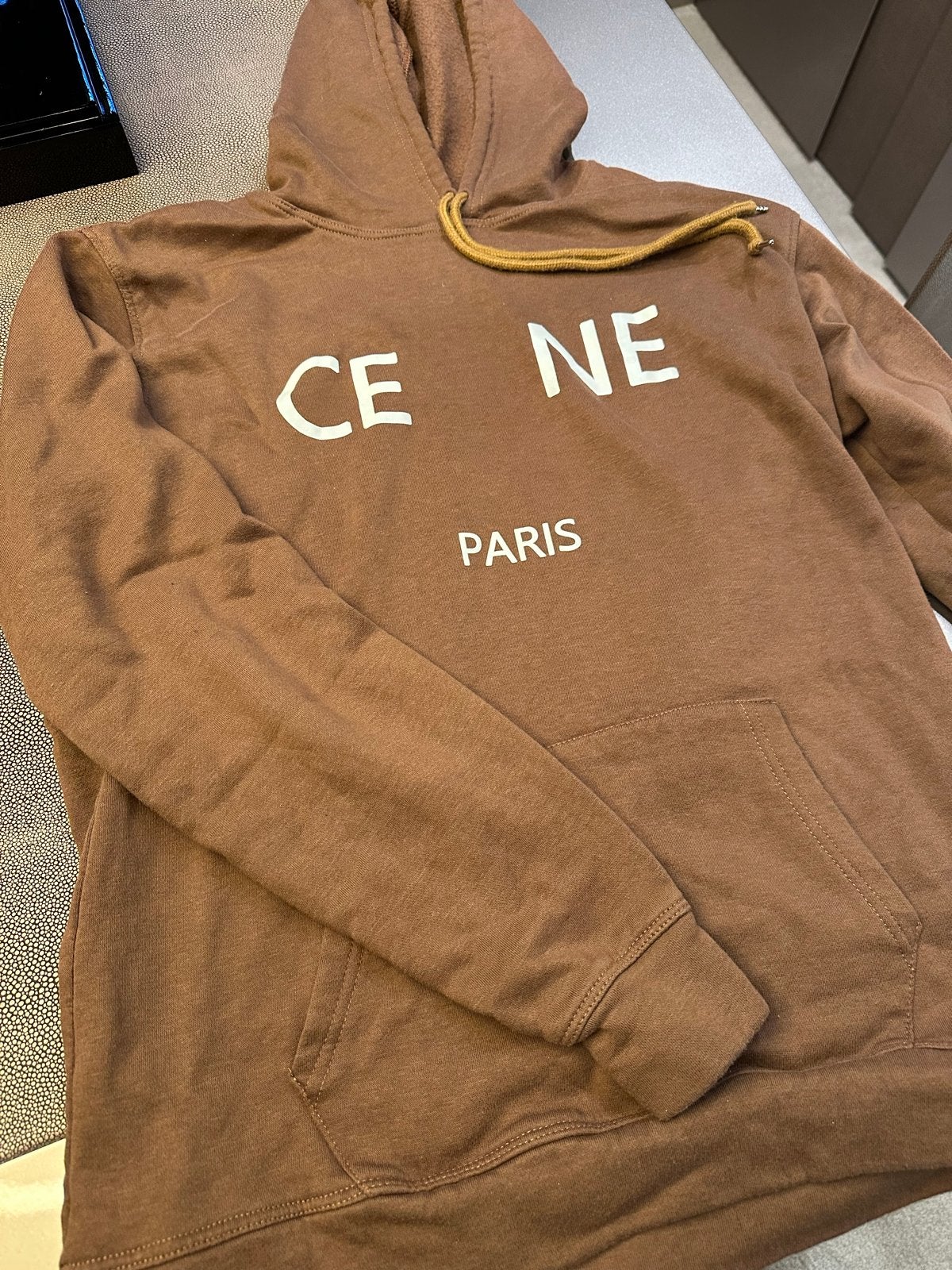 Dames Celine Paris Hoodie Bruin maat L, Ophalen of Verzenden, Gedragen, Maat 38/40 (M), Bruin