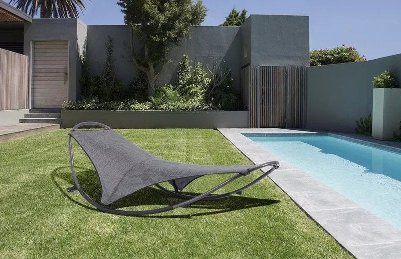 Chikita sunlounger 2 nieuwe ligstoelen in de kleur grijs, Tuin en Terras, Ligbedden, Ophalen of Verzenden, Nieuw, Kunststof, Inklapbaar