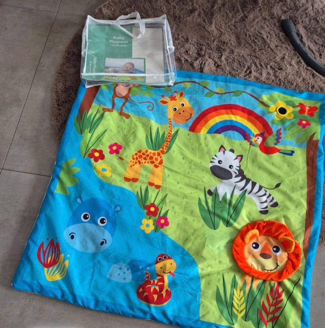 Vrolijke speelmat / speelkleed 100x100cm, Kinderen en Baby's, Speelgoed | Speelkleden, Zo goed als nieuw, Ophalen of Verzenden