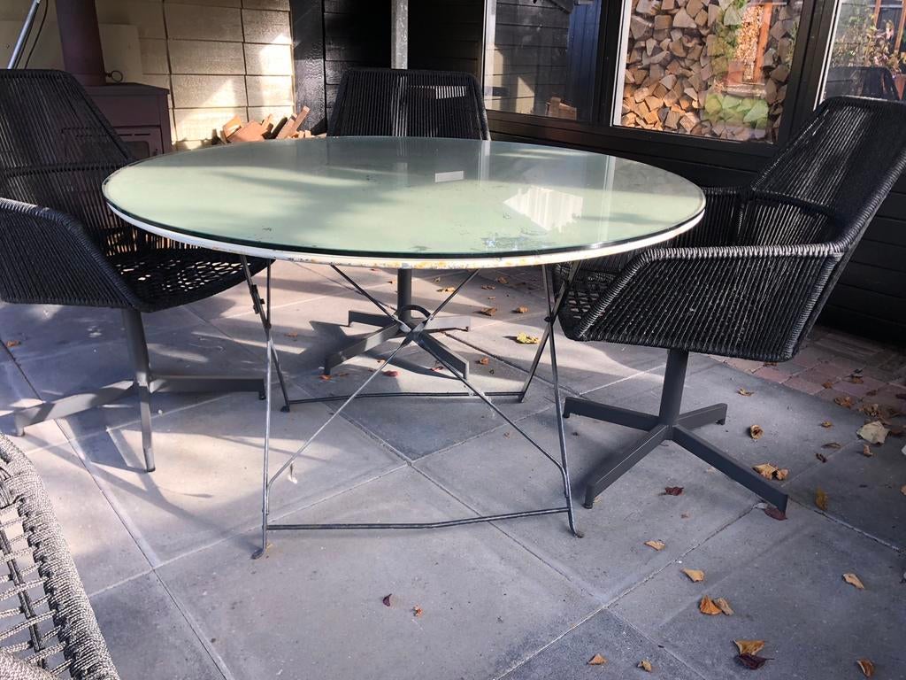 Antieke tuintafel 120 cm en excl. de glasplaat en stoelen, Ophalen, Zo goed als nieuw, Overige materialen, 2 zitplaatsen