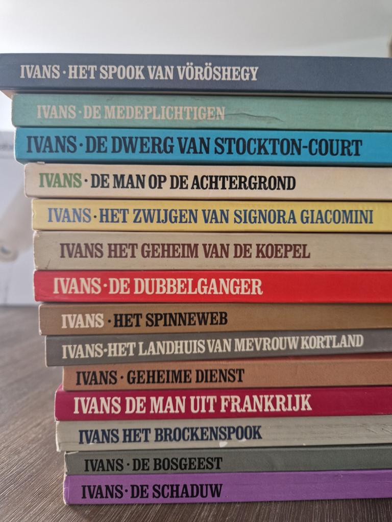 Boeken van Ivans, Boeken, Ophalen of Verzenden, Gelezen