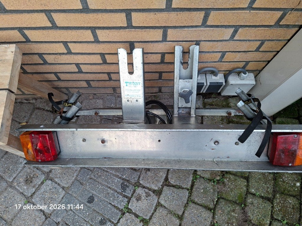Fietsendrager Twinny Load, Ophalen, Gebruikt, Brede banden, 2 fietsen