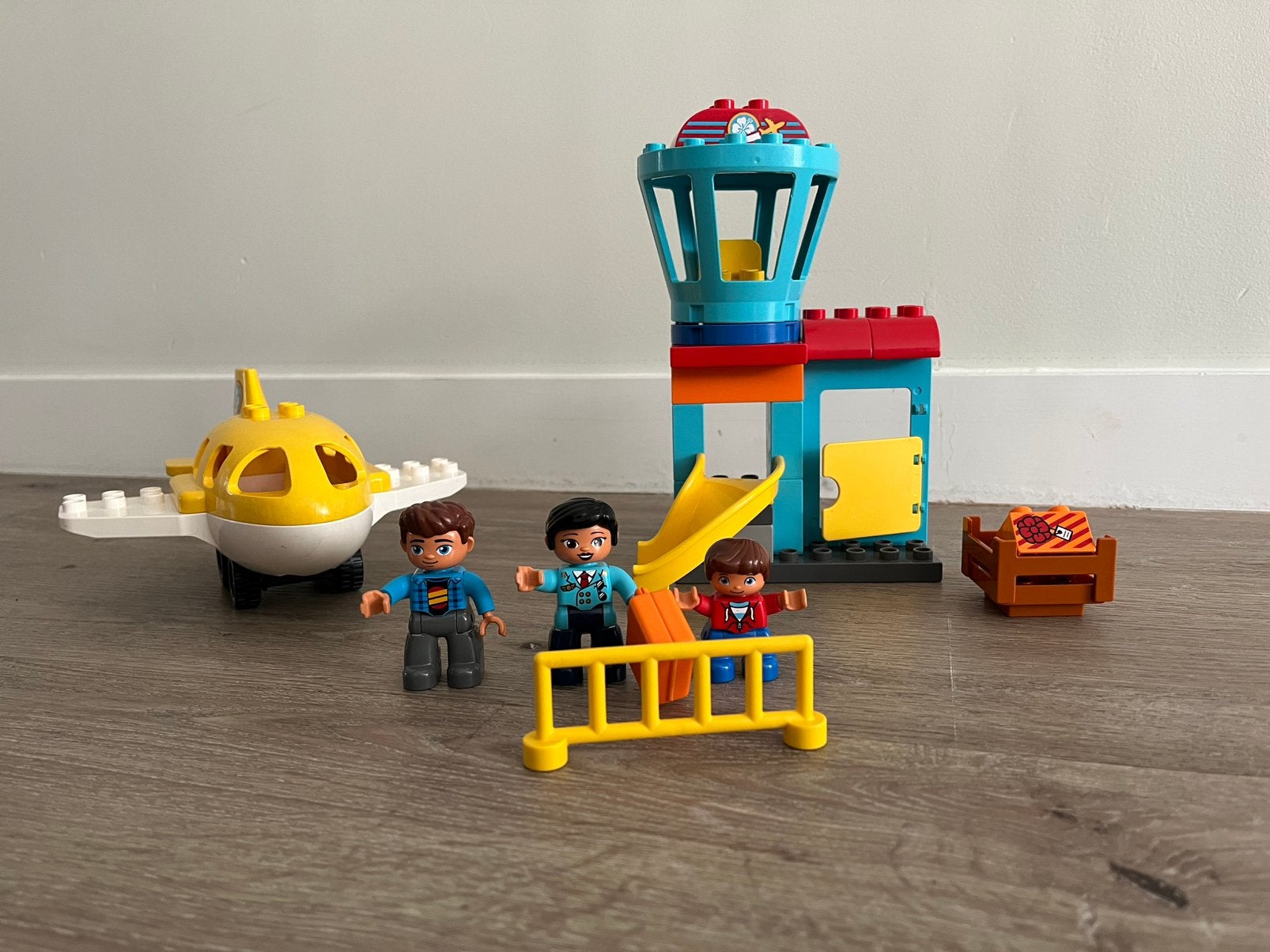Duplo vliegveld (set 10871)