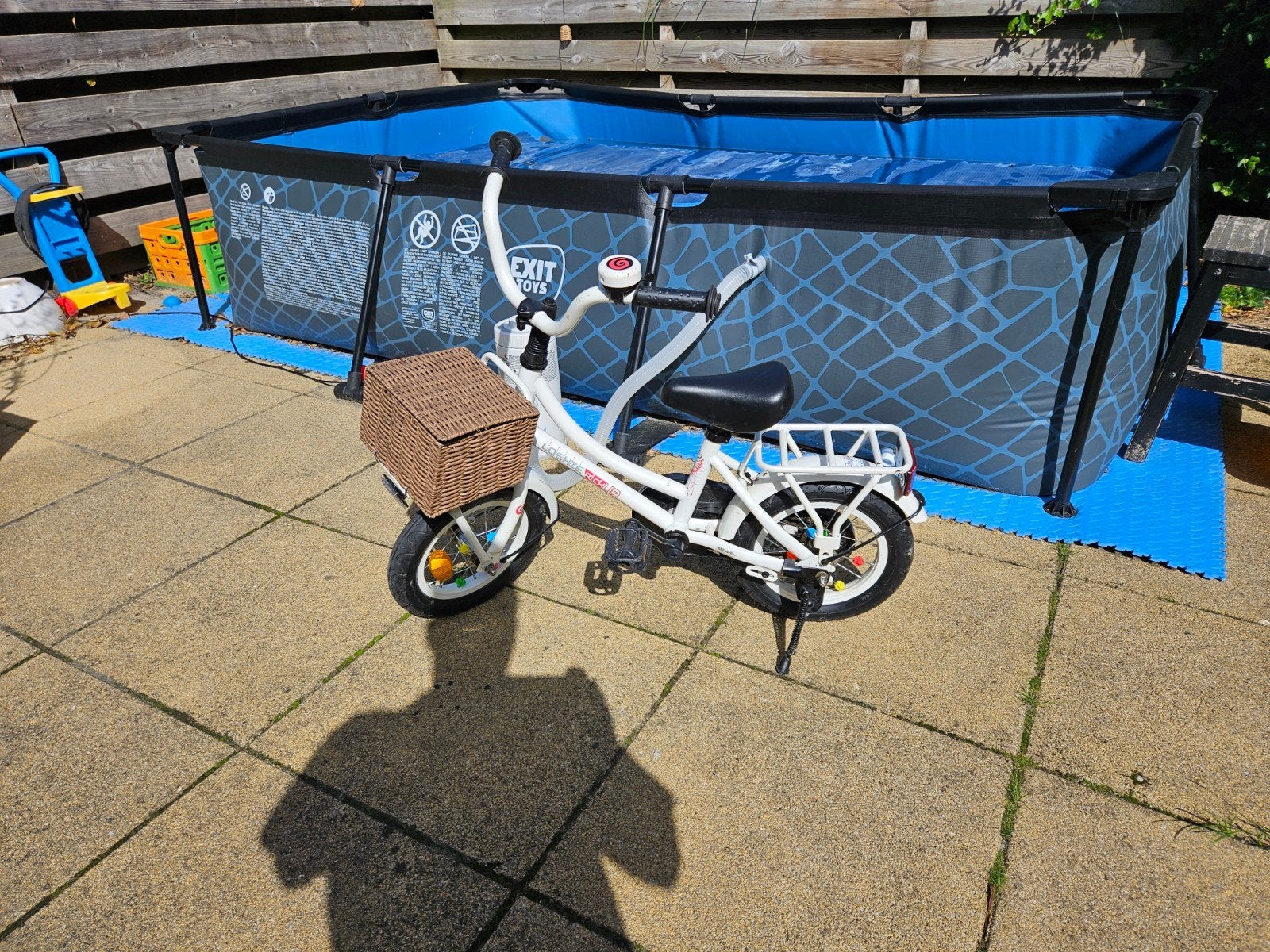 Loekie Pick-Up Kinderfiets 12 inch - Wit met Mandje, Fietsen en Brommers, Terugtraprem, Gebruikt, Loekie, Ophalen of Verzenden
