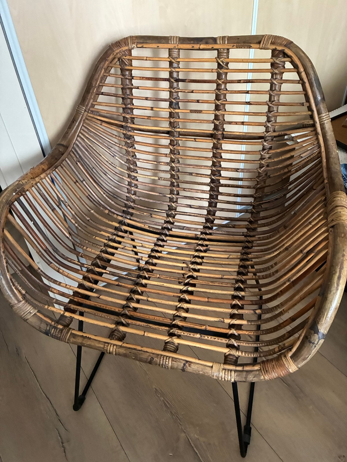 Rotan stoel Woood - Gebruikt, klein stukje los, Ophalen, Gebruikt, Bruin, Riet of Rotan