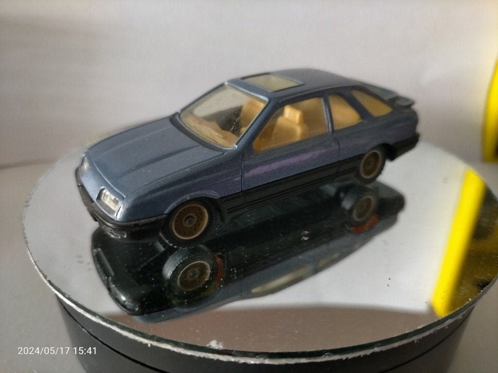 Solido Ford sierra xr4i, Hobby en Vrije tijd, Ophalen of Verzenden, Auto, Solido