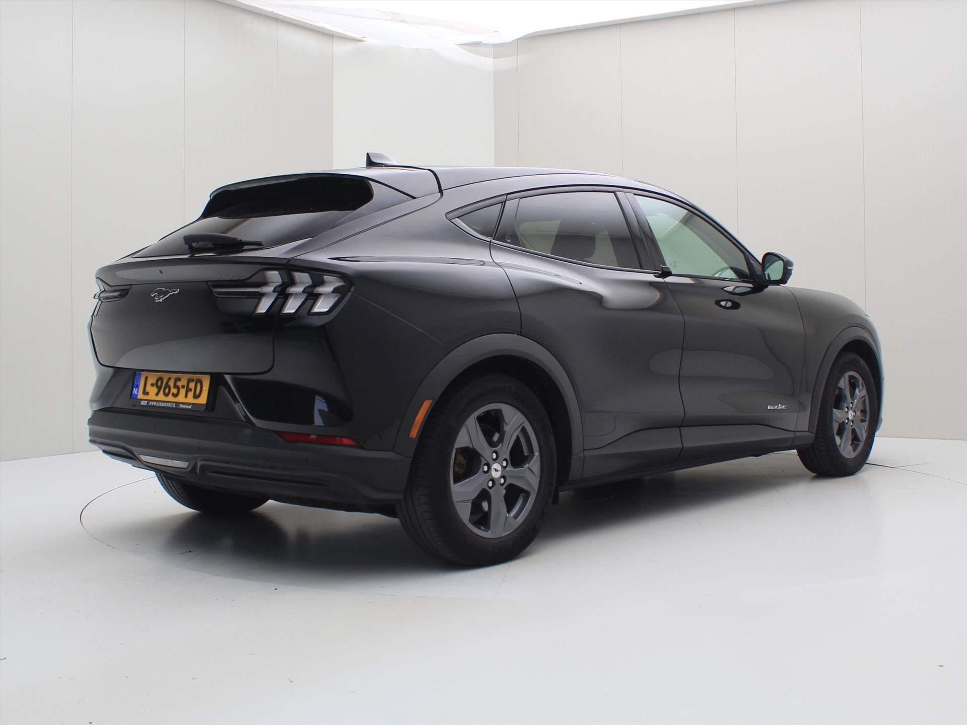 Ford Mustang Mach-E 75kWh 258pk RWD 96% SoH [ PANODAK+LEDER+, Automaat, Achterwielaandrijving, Gebruikt, 258 pk