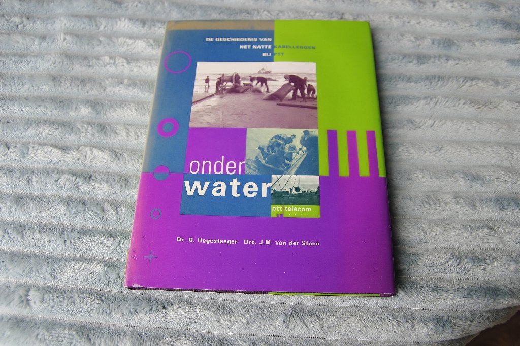 Onder water. Het natte kabel leggen bij PTT, Ophalen of Verzenden, Gelezen