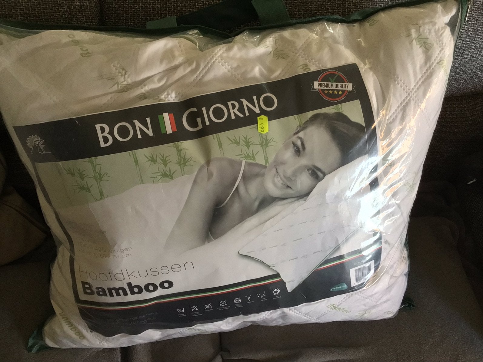 Bamboo hoofdkussen 50 x 70, Ophalen, Eenpersoons, Wit, Zo goed als nieuw