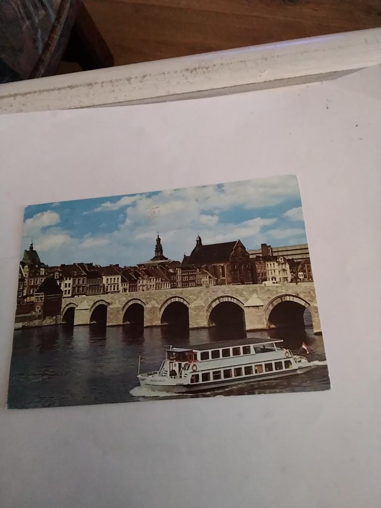 MAASTRICHT. MAAS MET ST. SERVAASBRUG. 1981, Ophalen of Verzenden, 1980 tot heden, Limburg
