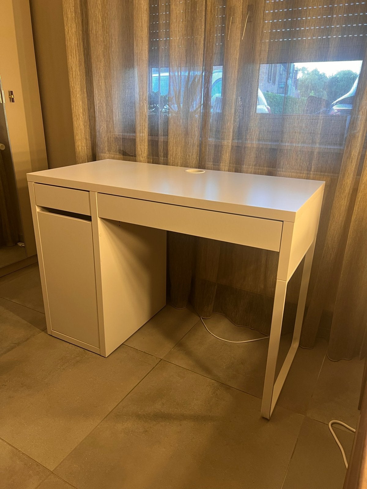 IKEA Micke bureau wit 105x50cm - Gebruikt maar goed, Ophalen, Gebruikt, Met lades, IKEA