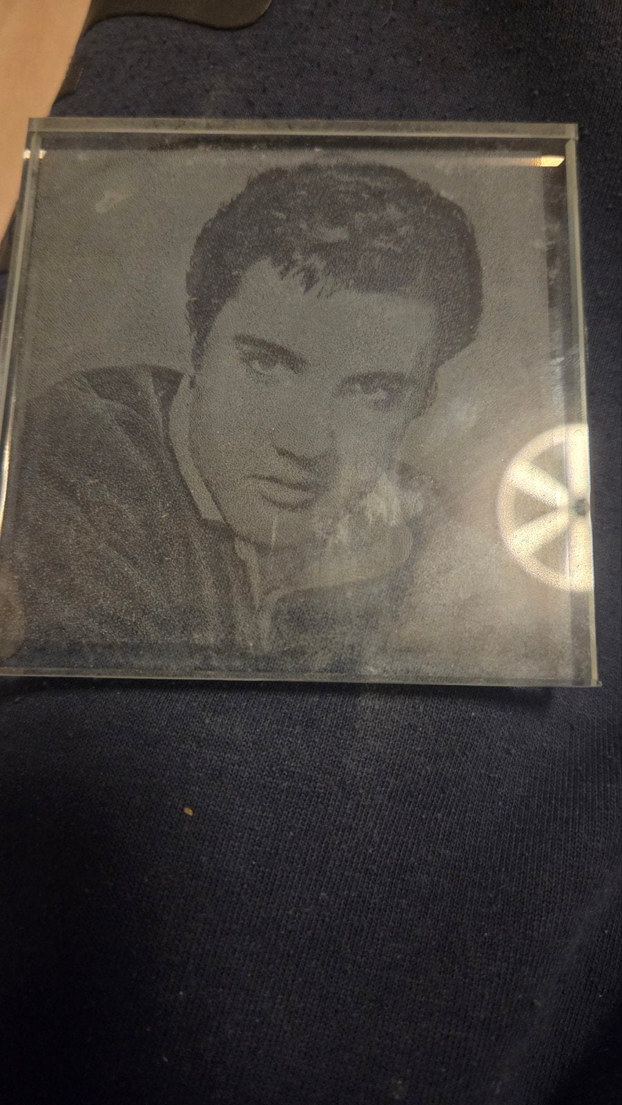 Elvis Presley Glazen Plaquette - Uniek Verzamelobject, Ophalen of Verzenden, Gebruikt, Gebruiksvoorwerp