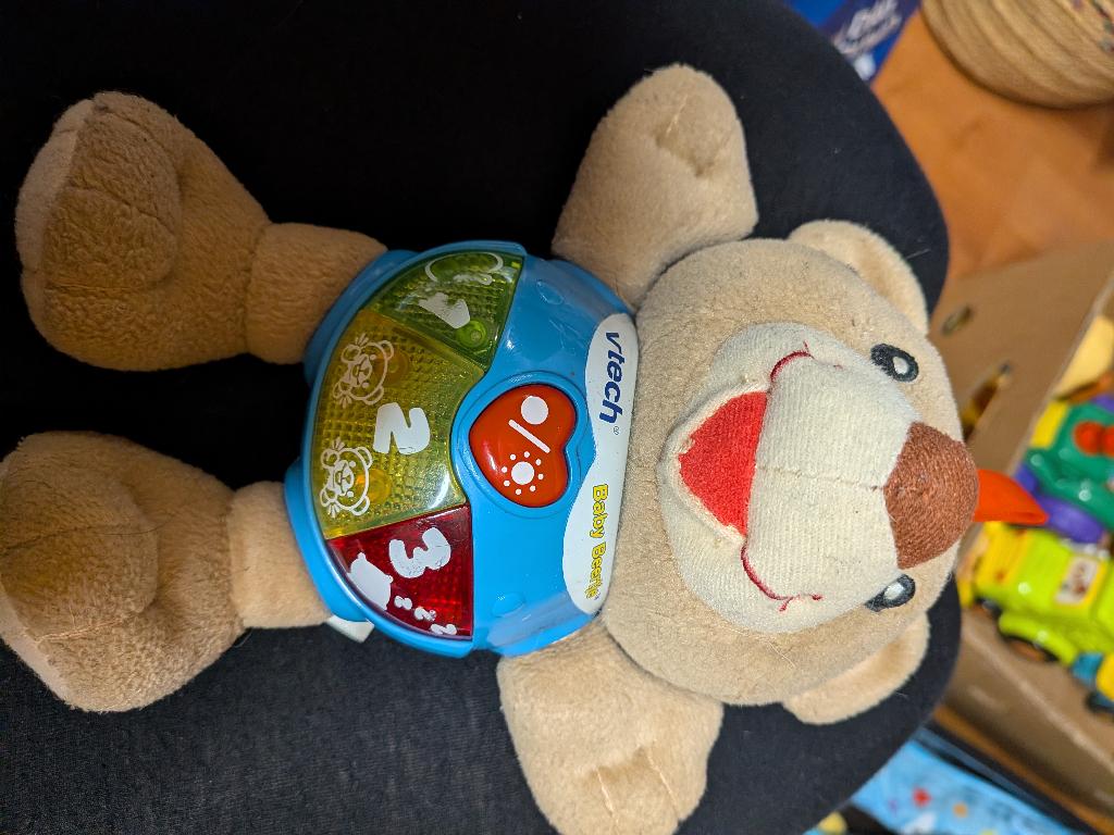 vtech beer roze hond en pinguin, Ophalen of Verzenden, Zo goed als nieuw, 6 maanden tot 2 jaar